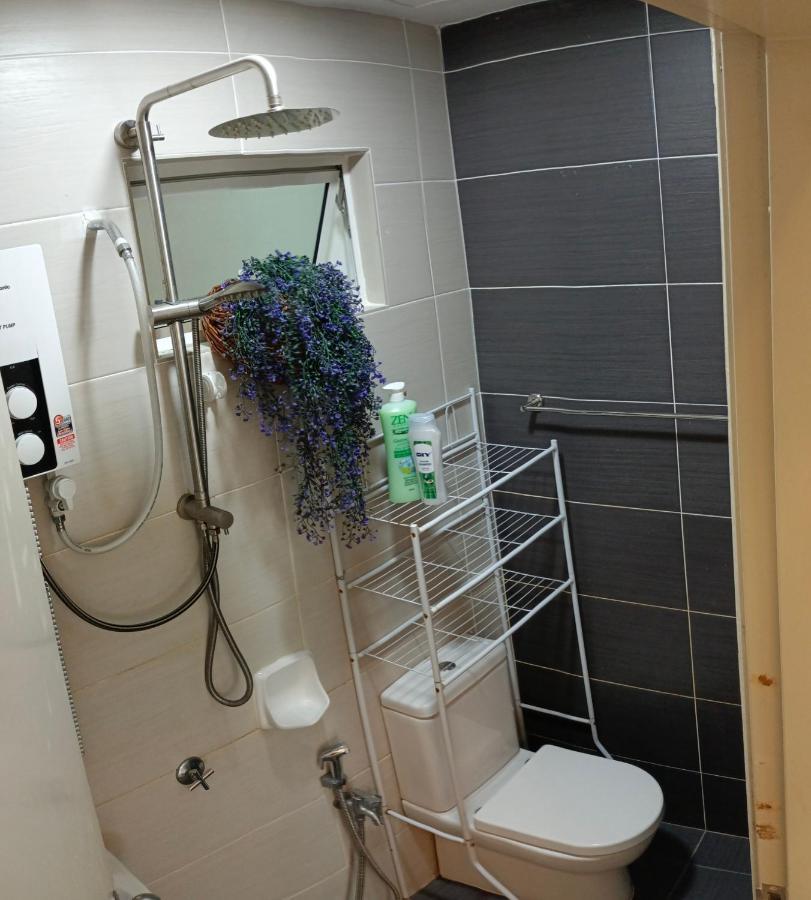 Klia Ehsan Residence Sepang Nilai Greenery 8 Pax Air-Con 外观 照片