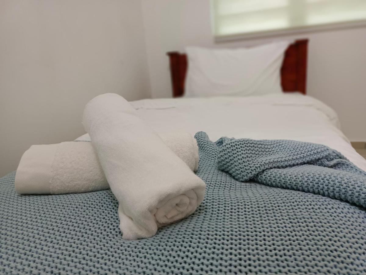 Klia Ehsan Residence Sepang Nilai Greenery 8 Pax Air-Con 外观 照片