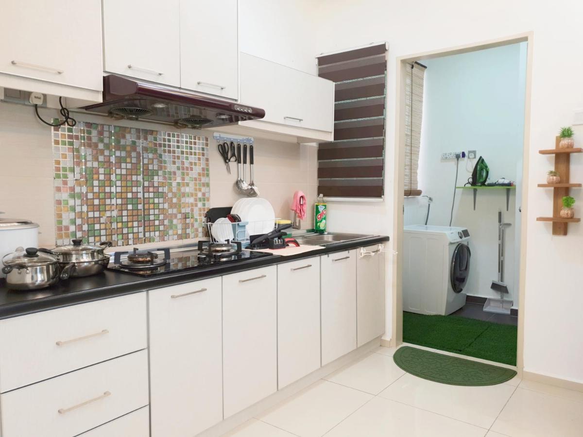Klia Ehsan Residence Sepang Nilai Greenery 8 Pax Air-Con 外观 照片