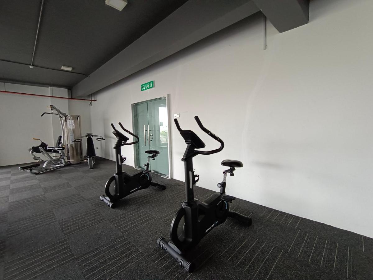 Klia Ehsan Residence Sepang Nilai Greenery 8 Pax Air-Con 外观 照片