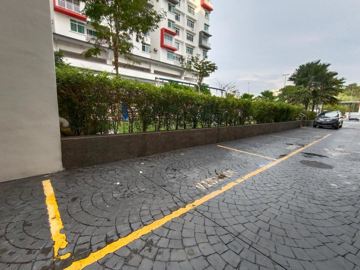 Klia Ehsan Residence Sepang Nilai Greenery 8 Pax Air-Con 外观 照片