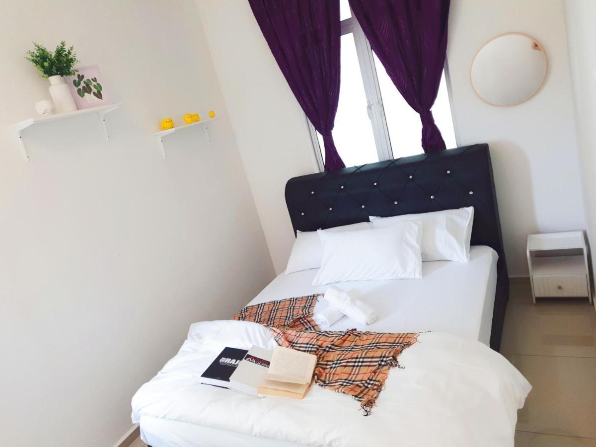 Klia Ehsan Residence Sepang Nilai Greenery 8 Pax Air-Con 外观 照片