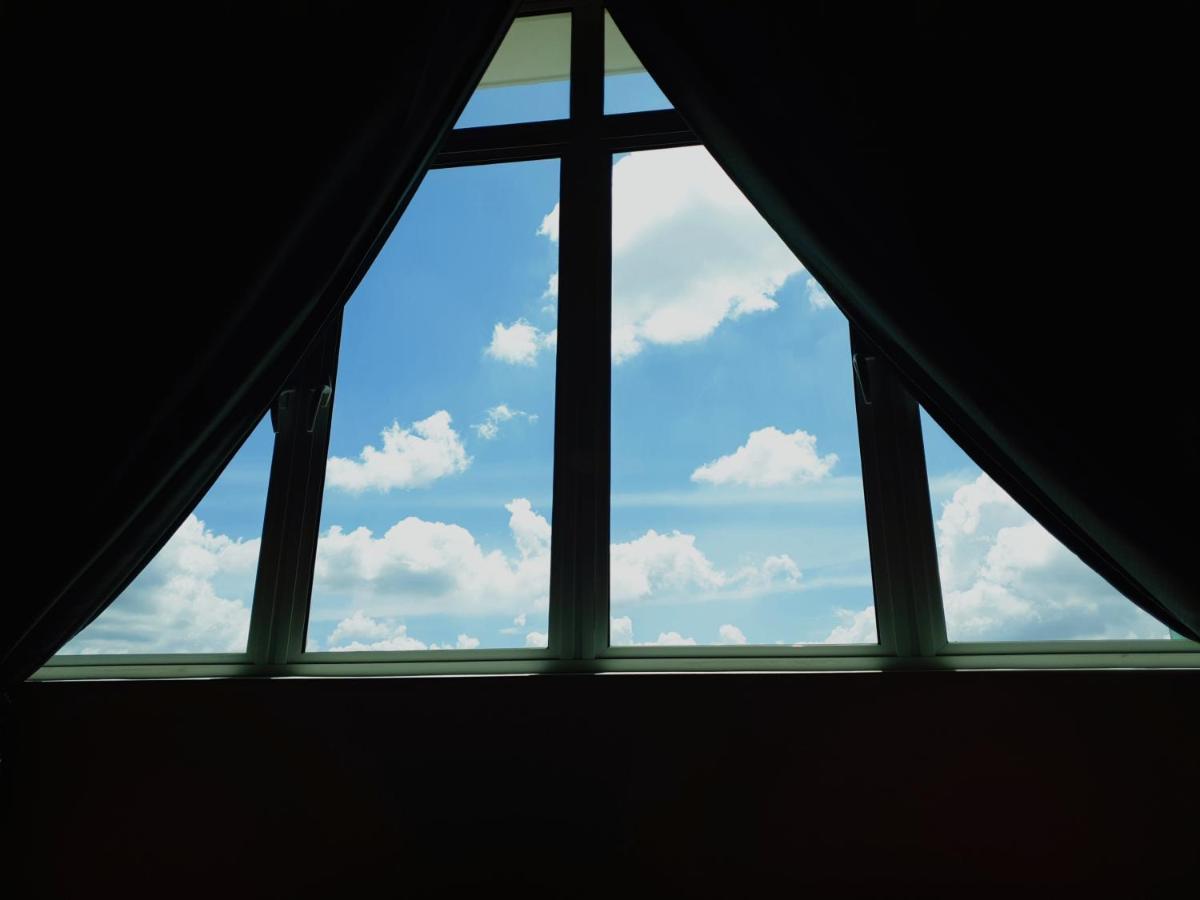 Klia Ehsan Residence Sepang Nilai Greenery 8 Pax Air-Con 外观 照片