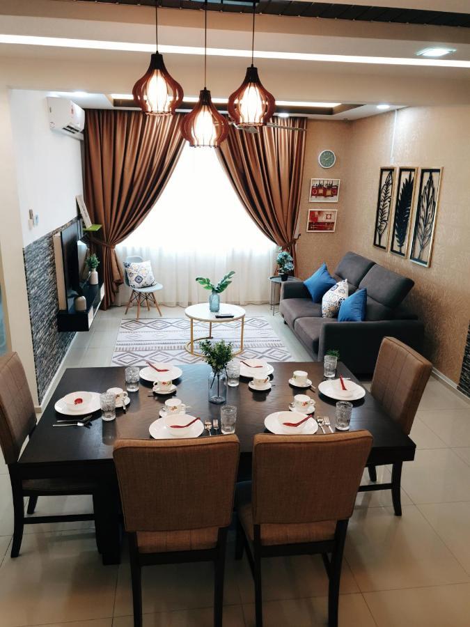 Klia Ehsan Residence Sepang Nilai Greenery 8 Pax Air-Con 外观 照片
