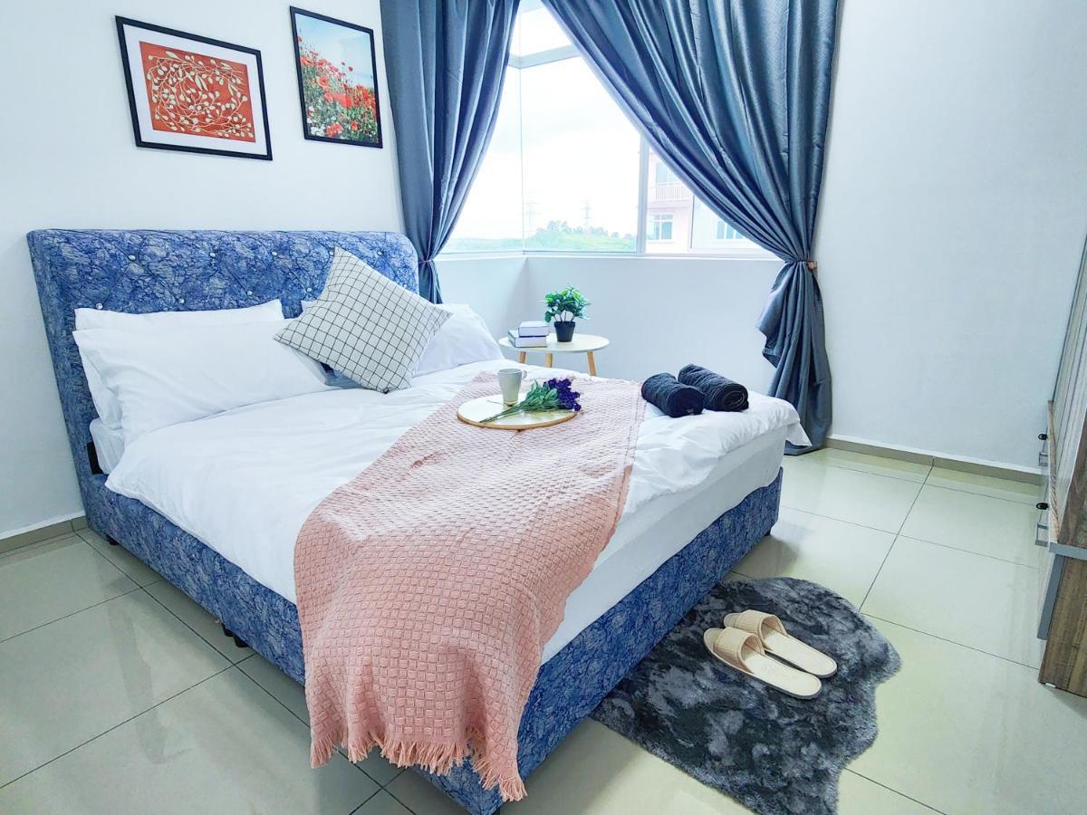Klia Ehsan Residence Sepang Nilai Greenery 8 Pax Air-Con 外观 照片
